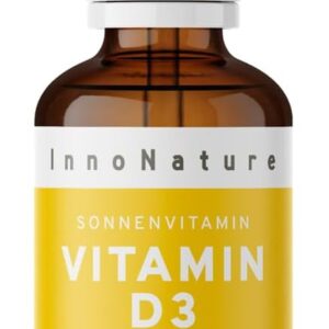 Vitamin D3 (Cholecalciferol) 1.750 Tropfen (1000 I.E. / 25µg) 50ml Flasche. Natives Olivenöl mit Vitamin D3 aus Flechten. Laborgeprüft, hohe Verwertbarkeit, hochdosiert, vegan und hergestellt in DE.