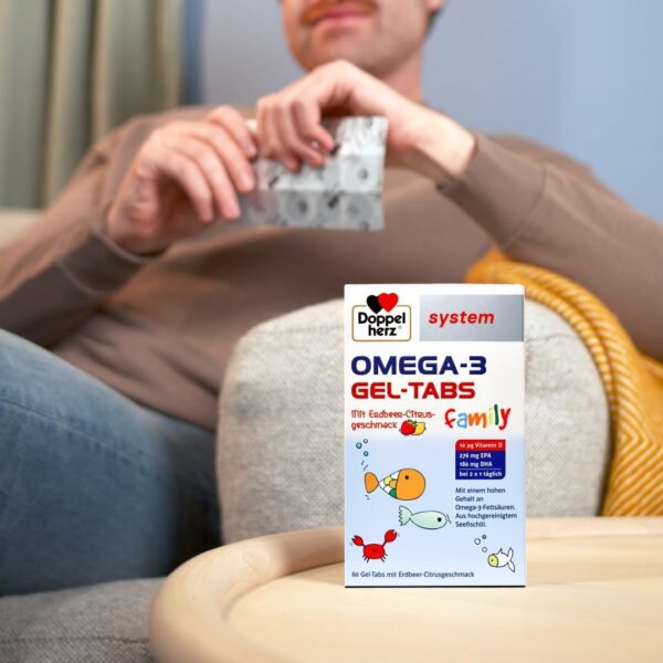 Doppelherz system OMEGA-3 family Gel Tabs – Enthält 180 mg DHA, ein Baustein des Gehirns, als Tagesportion (2 Gel-Tabs) – 60 Tabs – Bild 4