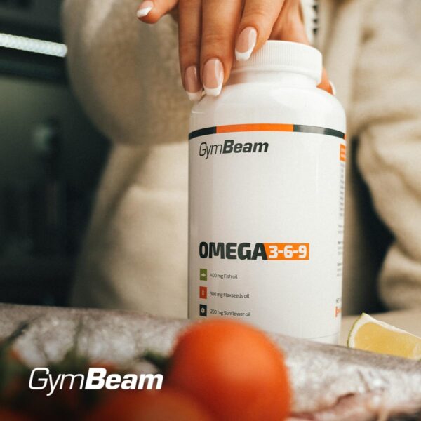 GymBeam Omega 3 6 9 mit Vitamin E angereichert, pro Tagesdosis Fischöl 800 mg, erhält Fisch-, Leinsamen- und Sonnenblumenöl, Leinöl-Kapseln, komplexe Quelle von Omega-3, Omega 6 und Omega 9 (60 caps) – Bild 3