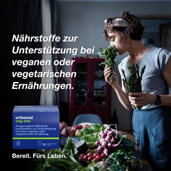Orthomol Veg one - bei einer veganen oder vegetarischen Ernährung - mit Vitamin D, Omega-3-Fettsäuren und Eisen, 30 St. Tagesportionen – Bild 2