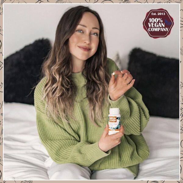 Melatonin 365 Tabletten (24 Monate) - 0,5 mg bioaktives Melatonin pro Tag (1/2 Tablette) - Optimal hochdosiert - Laborgeprüft - Ohne unerwünschte Zusatzstoff - Made in Germany - 100% vegan – Bild 7